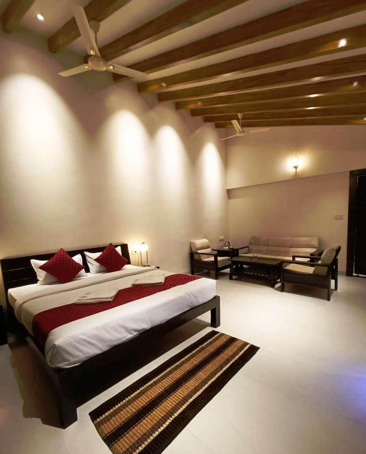 The Infinity Pench Resort Khawasa Екстер'єр фото